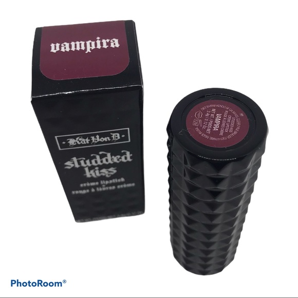 KVD STUDDED KISS CREME LIPSTICK VAMPIRA NEW GOTH Gothic grunge - Picture 3 of 7